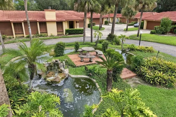 5023 JAMAICA CIR 6