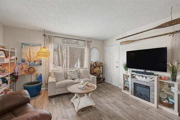 2110 GULF BLVD 6