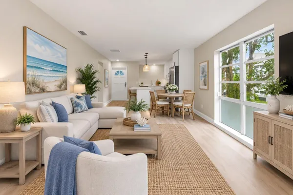 2950 W BAY DR B1