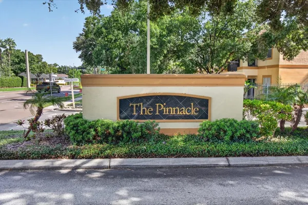 5608 PINNACLE HEIGHTS CIR 305