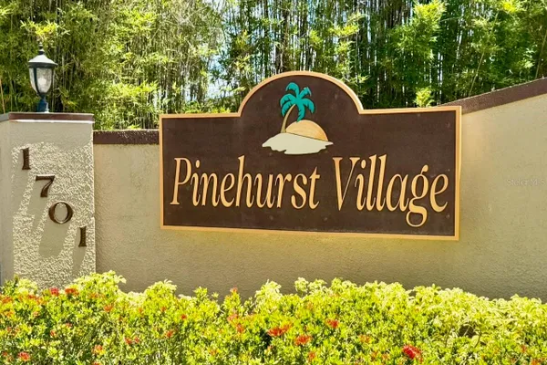 1701 PINEHURST RD 2F