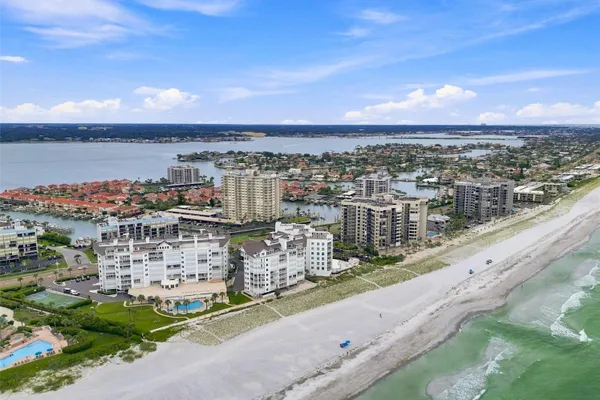 1586 GULF BLVD 2103