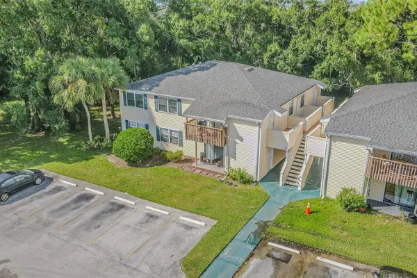 133 SABAL CT F