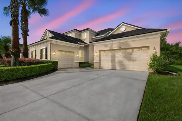3339 DIAMOND FALLS CIR