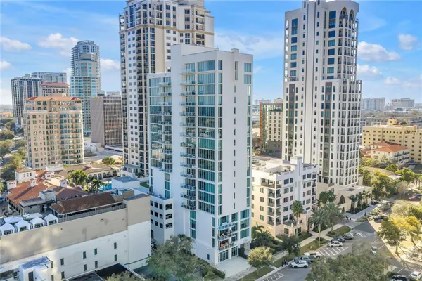 176 4TH AVE 1101