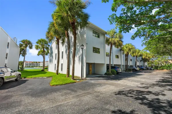 12140 CAPRI CIR 709