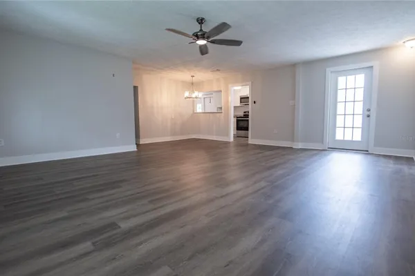 4710 W PRICE AVE