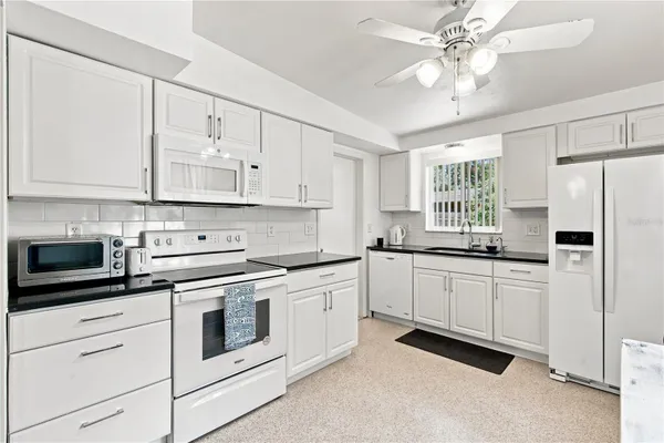 11610 116TH ST