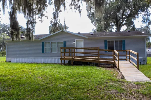 4706 MYRTLE VIEW DR