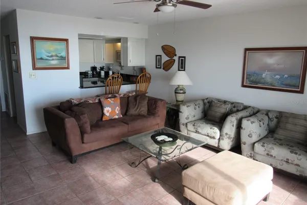901 GULF DR 2