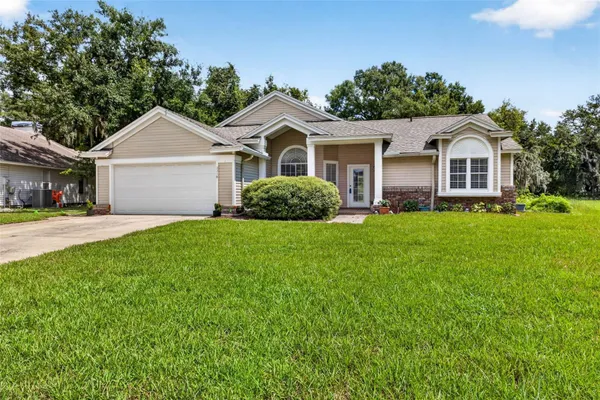 3318 SILVERPOND DR