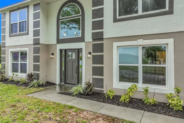 5039 OAK TOURS DR