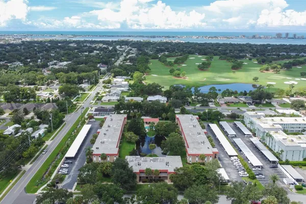 1750 BELLEAIR FOREST DR A8
