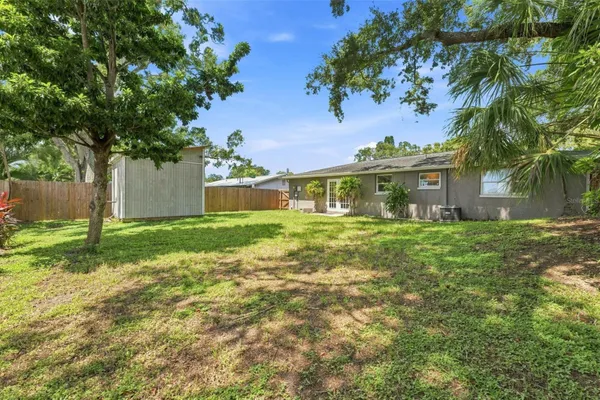 2801 CANDLEWOOD ST