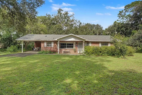 3621 OAKWOOD DR