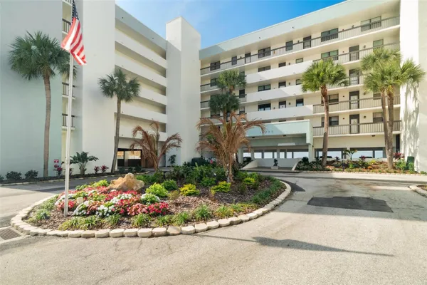 14900 GULF BLVD 202
