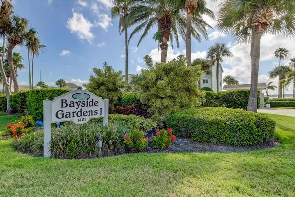 1401 GULF BLVD 205