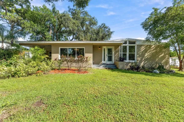 206 LINDA AVE