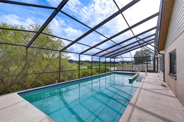 659 TIMBER POND DR