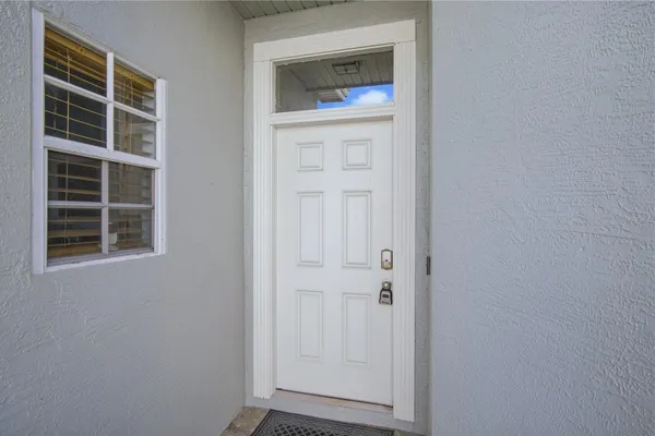 1725 ARABIAN LN