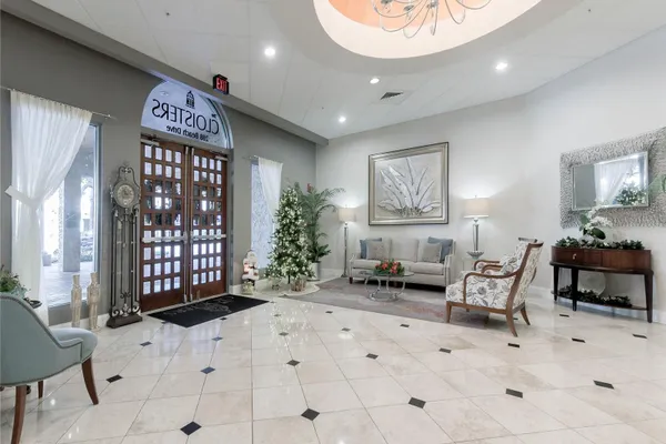 288 BEACH DR 6A