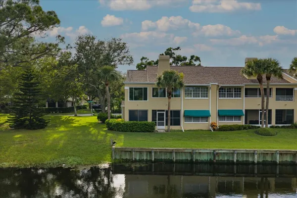 10811 INDIAN HILLS CT 42