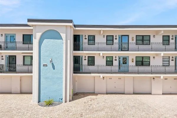 11901 LAGOON LN 202