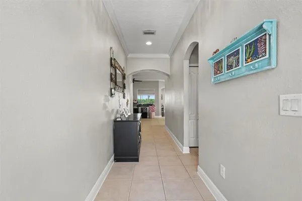 903 PARKER DEN DR