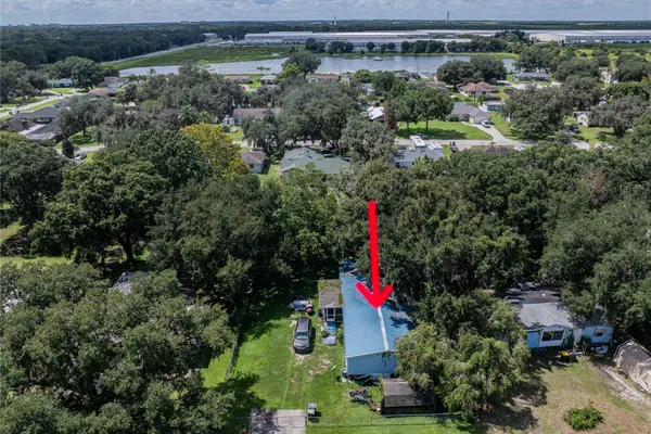 2500 ISLAND OAKS