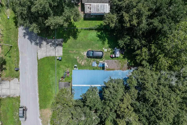 2500 ISLAND OAKS