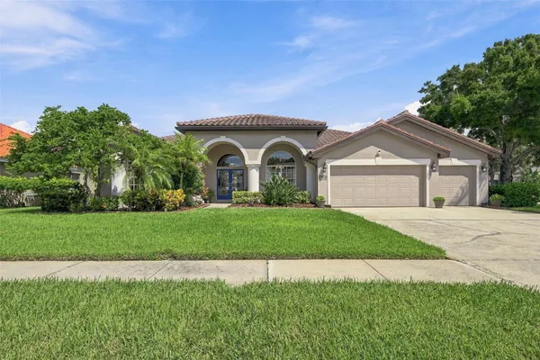 2966 HILLCREEK CIR
