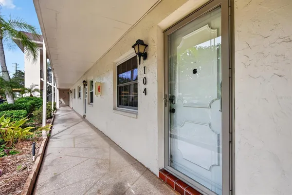 820 VIRGINIA ST 104