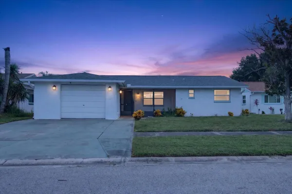 2217 HARRISON DR