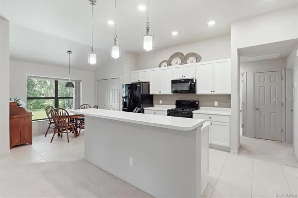 2651 E MAIDSTONE CT