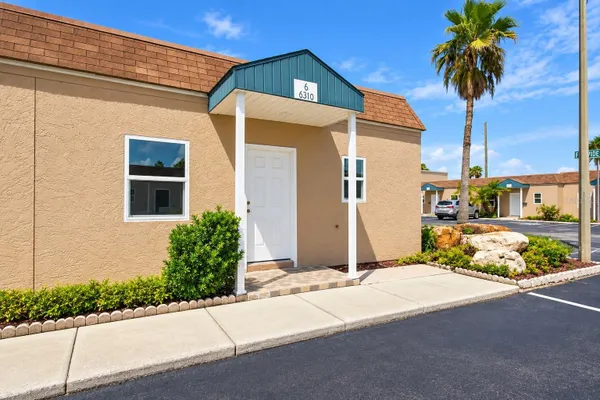 6310 PROVIDENCE CIR 6