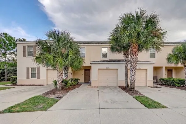 9904 HOUND CHASE DR