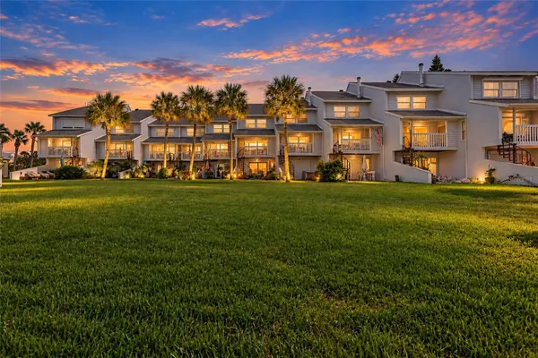 390 PINELLAS BAYWAY F