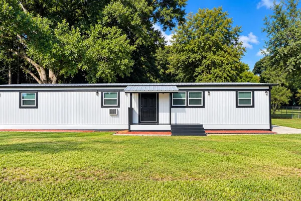 7690 GORDON LOOP