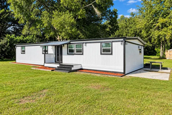 7690 GORDON LOOP