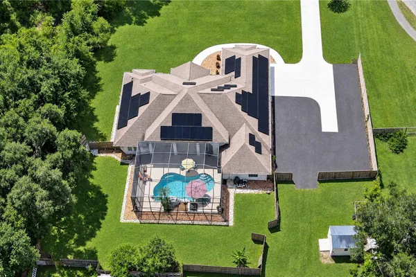 7136 QUAIL HOLLOW BLVD