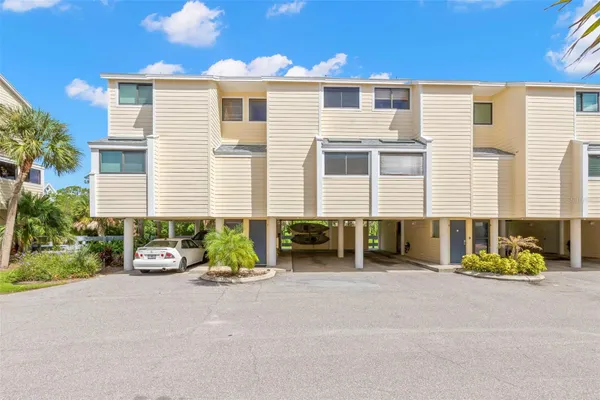 1500 SUNSET RD B7
