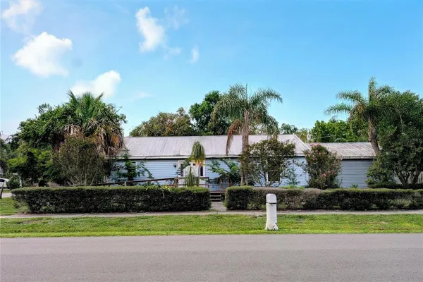 2915 W BALLAST POINT BLVD