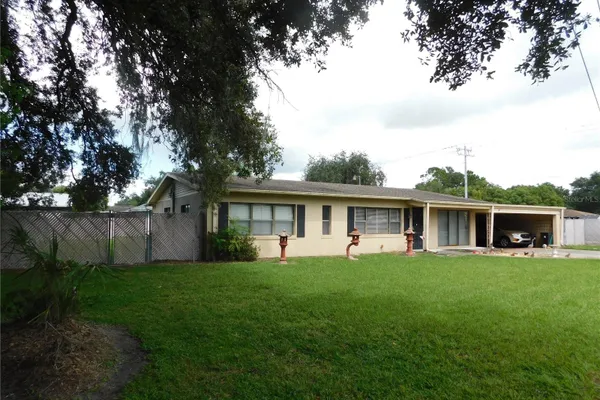 1506 OAKDALE ST