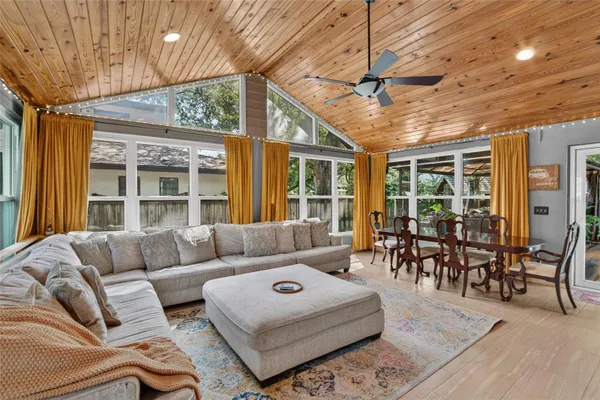 3721 VILLAGE ESTATES PL