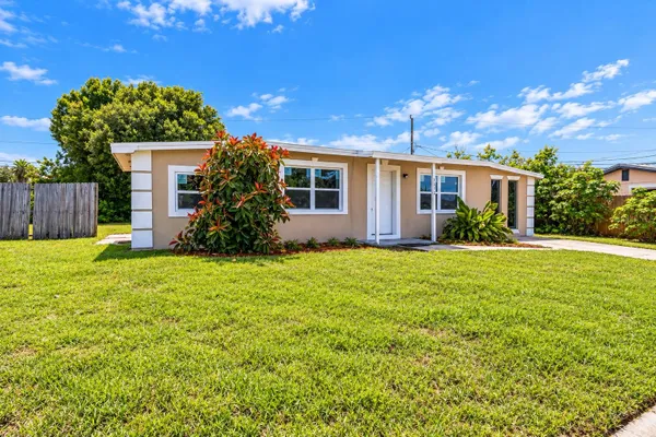 3312 PLUMMER CIR