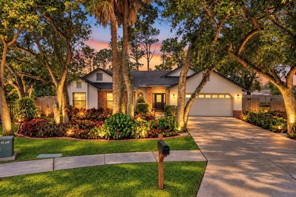 2216 LAKE BAY WAY