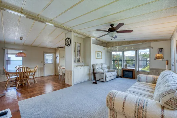 389 TRANQUIL CT