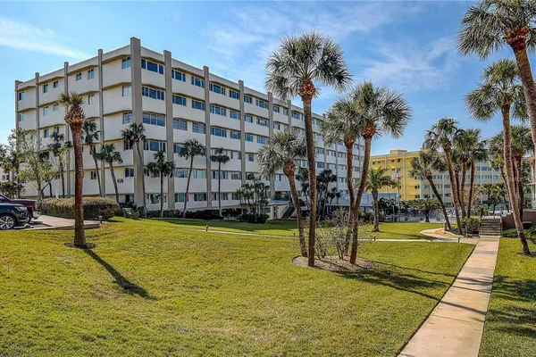 100 BLUFF VIEW DR 514A