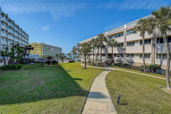 100 BLUFF VIEW DR 514A