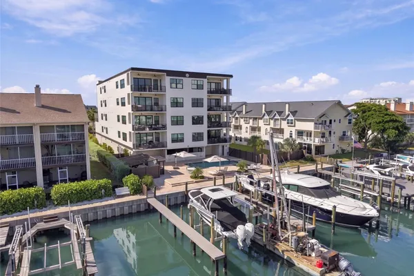 455 PINELLAS BAYWAY S 3A